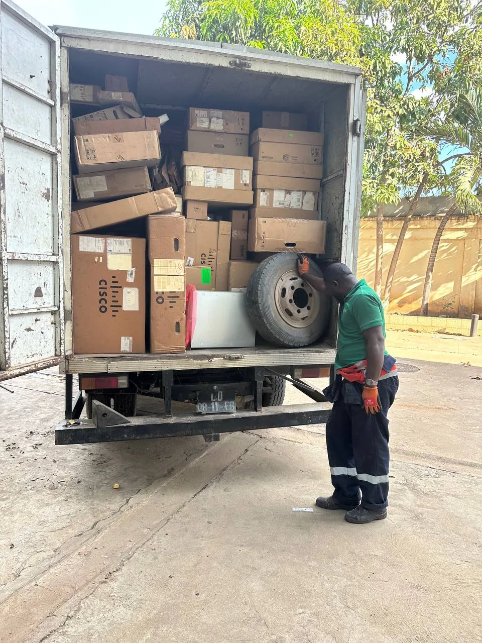Carregamento e transporte de equipamentos