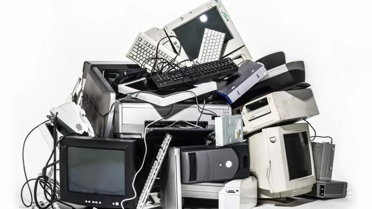 Computadores, monitores, laptops e servidores